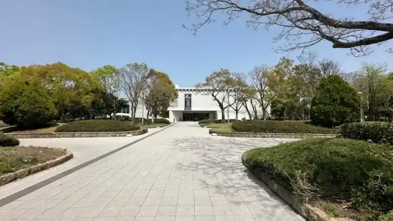 Hyogo Prefectural Museum of History (兵庫県立歴史博物館)