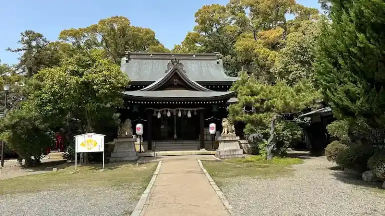 Himeji Jinja (姫路神社)