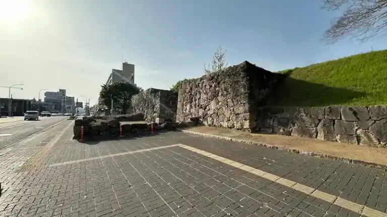 Uzumi Gate Ruins (埋門跡)
