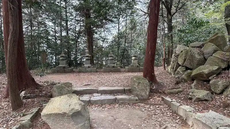 Azuchi Castle Ruins - Oda Nobukatsu Four Generations Memorial Pagoda, Memorial Stone Tower for Successive Generations of the Oda Family