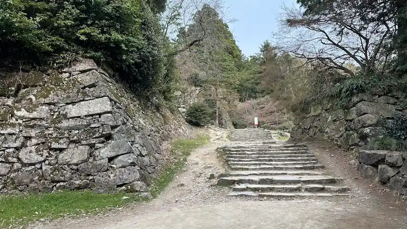 Azuchi Castle Ruins - Ninomaru South Belt Bailey, Stone Walls of a Defensive Facility