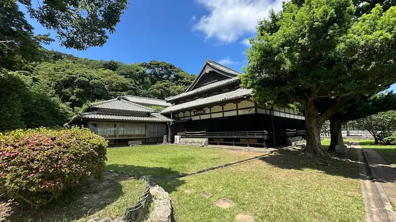 松浦史料博物館 三浦按針と松浦家の資料を収蔵する平戸の松浦史料博物館