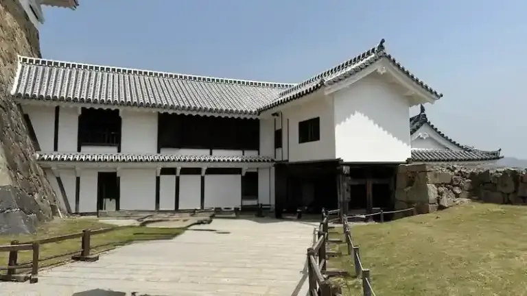 Bizen-mon Gate