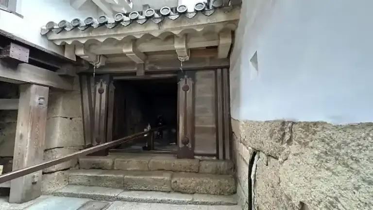 Mizunorokumon (Water Gate No. 6)