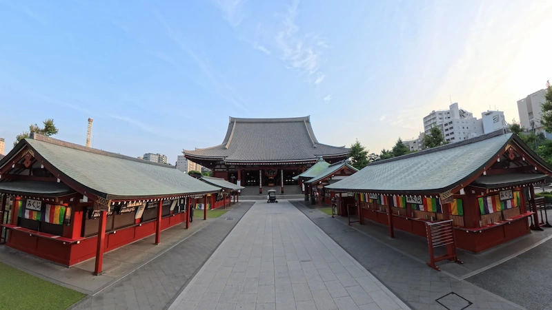 Main Hall of Sensō-ji Temple (Kannon-dō)