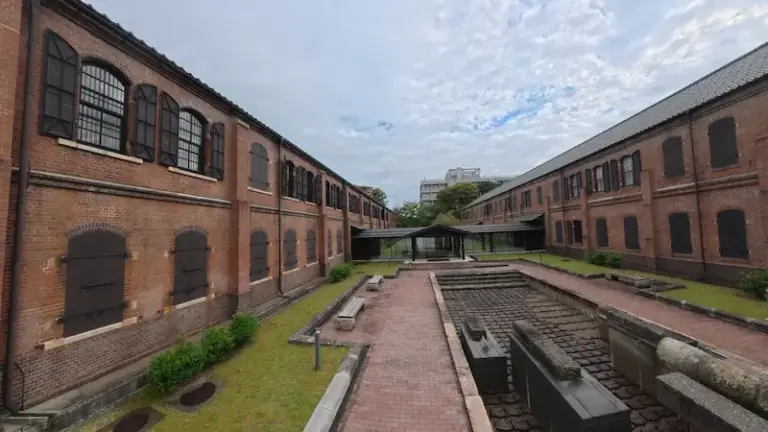 Ishikawa Prefectural History Museum (Red Brick Museum)