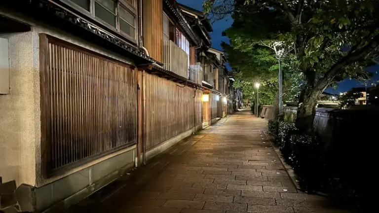 Kazue-machi Chaya District