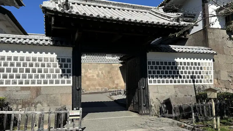 Kanazawa Castle Park – Ishikawa-mon Gate
