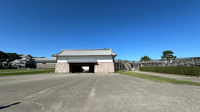 Kanazawa Castle Park – Kahoku-mon Gate