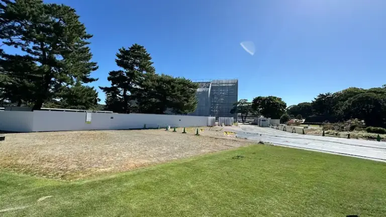 Ninomaru Plaza (にのまるひろば)