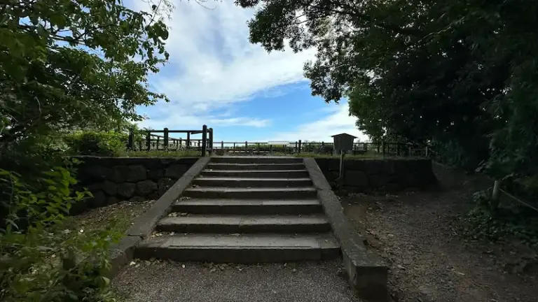 Ushitora Turret Site (うしとらやぐらあと)