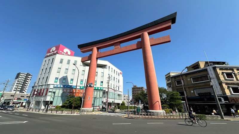 豊國神社の大鳥居