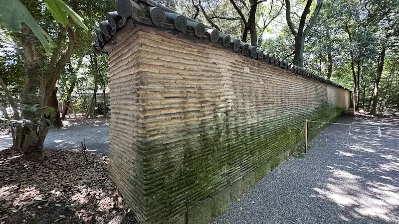 熱田神宮　信長塀