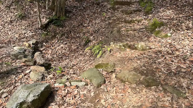 小谷城跡の刀洗池跡