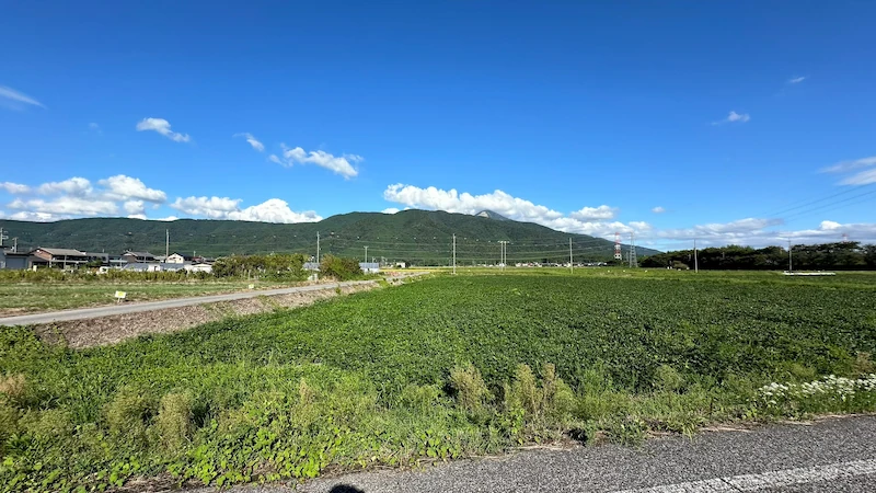 血原（野村町）——田んぼの中に残る姉川合戦の地名。かつて川底が血で染まったと伝わる