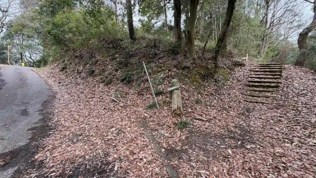 矢合神社からの分岐点