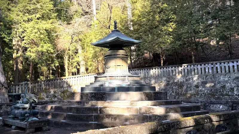 日光東照宮 奥社宝塔（家康の眠る場所・杉に囲まれた到達点）