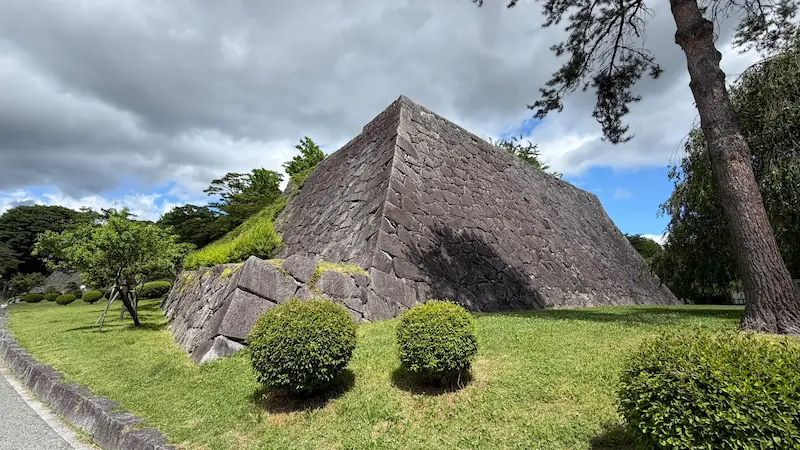 Stone walls of Morioka Castle — another view