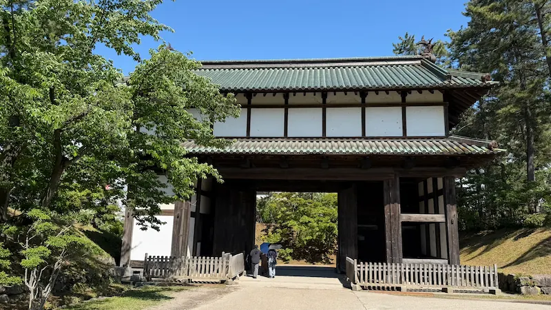 Higashimon Gate, Sannomaru (May 2026)