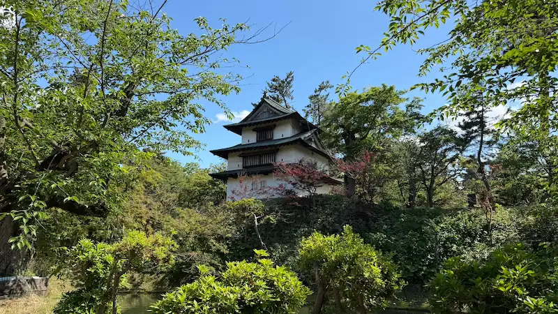 Nijomaru Ushitora Turret, northeast corner (May 2026)