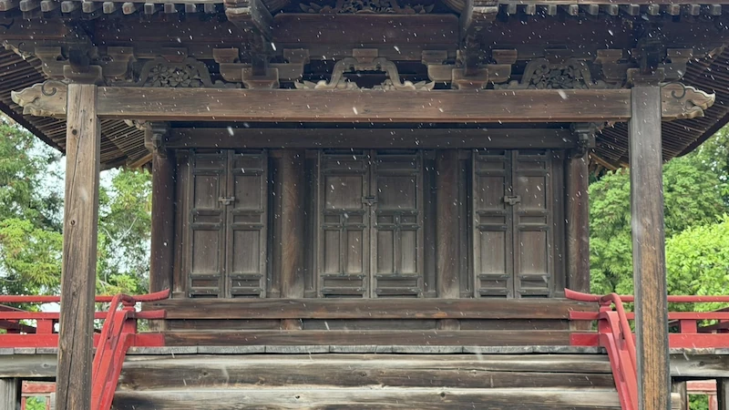 Architectural details of the Hirosaki Toshogu Main Hall