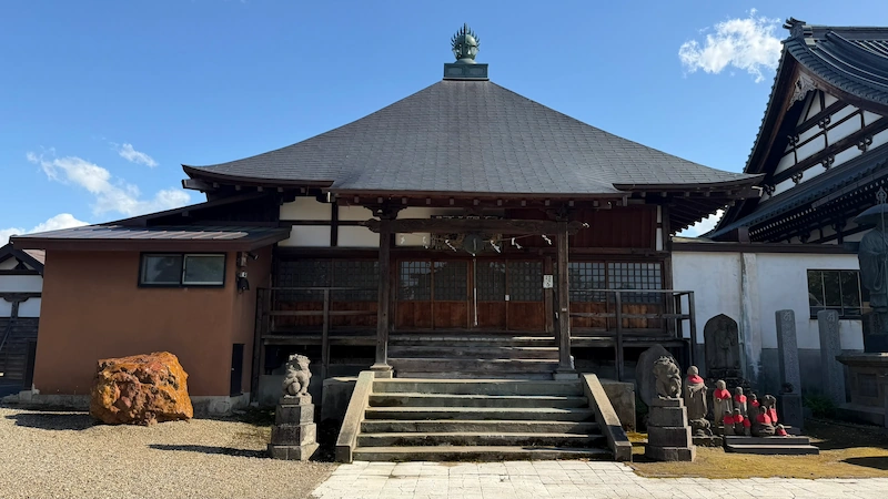 Gomado Hall at Saishoin Temple