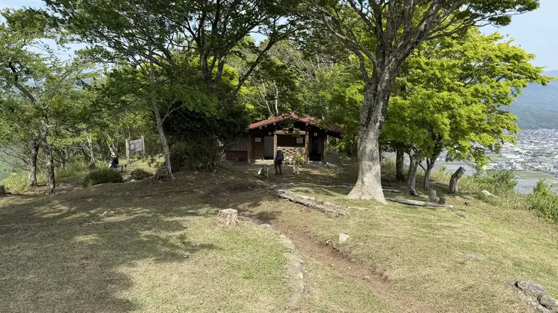 Open summit area and modern landscaping