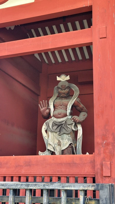 One of the wooden Nio guardians at the former Taitoku-in gate