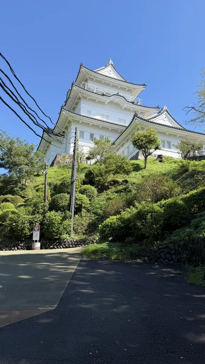 Approach to the entrance of Odawara Castle keep
