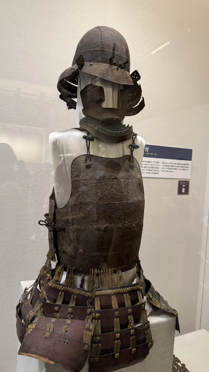Armor from the Azuchi-Momoyama period on display in the keep