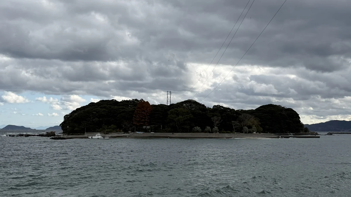 Wooded hills and shoreline of Kuroshima